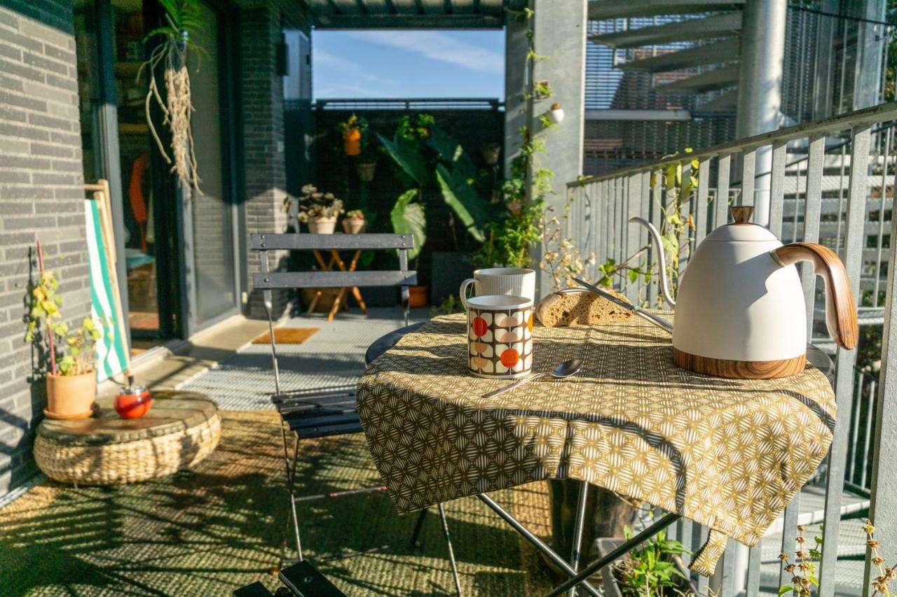D'hôtes De Charme à Montreuil-paris Bed & Breakfast *