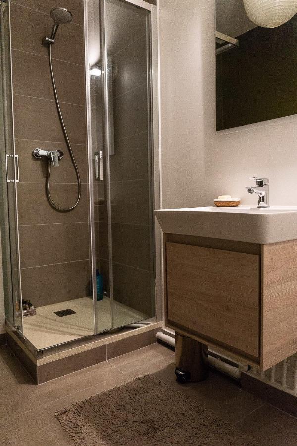 D'hotes De Charme A Montreuil-paris Bed & Breakfast *